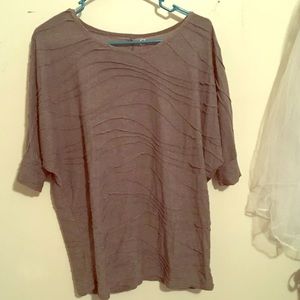 Grey Cato large top